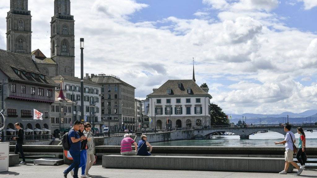 Zürich machte in der Rangliste der Erreichbarkeit in Europa sechs Plätze gut. (Archiv)