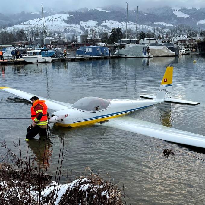Sportflugzeug landet in Zürichsee – Pilot unverletzt