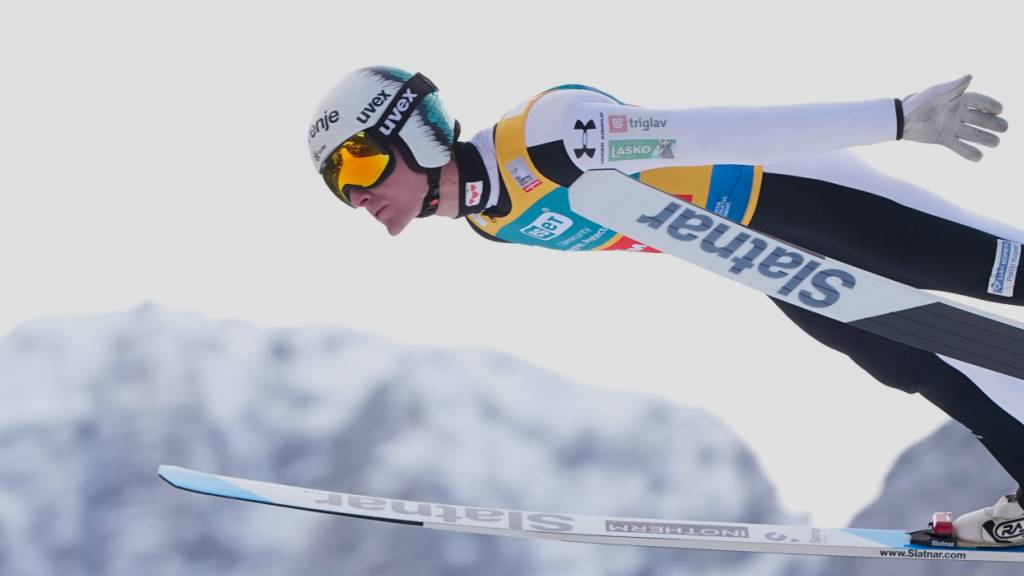 Saison-Dominator Domen Prevc fliegt vor Heimpublikum zum Sieg