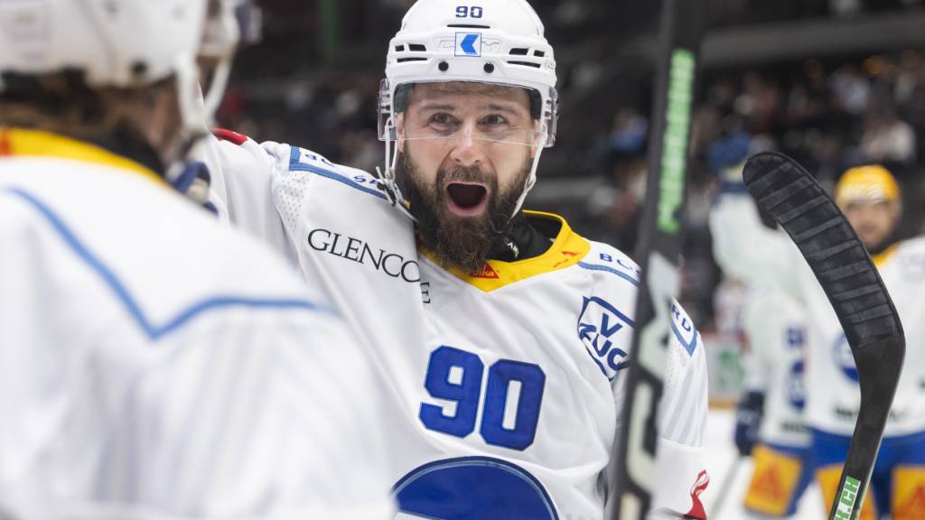 Tomas Tatar (EV Zug) erzielte in der National League noch nie drei Tore - am Samstag in Davos gelangen ihm aber gleich vier