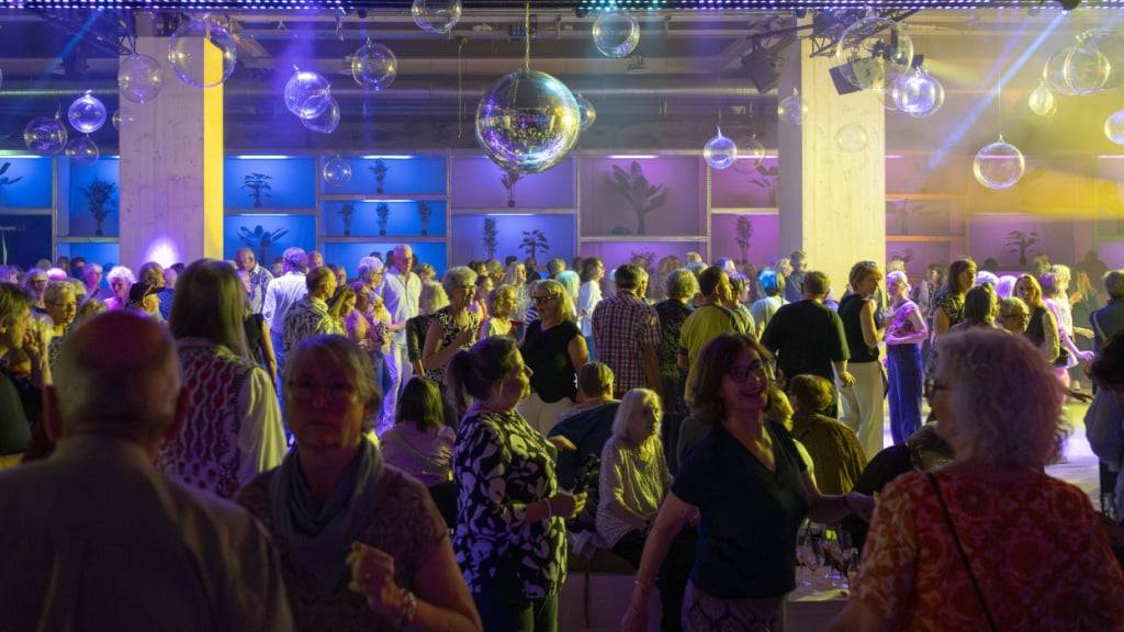 Grossandrang an der Ü-60-Disco im Rahmen des ESC in Basel.
