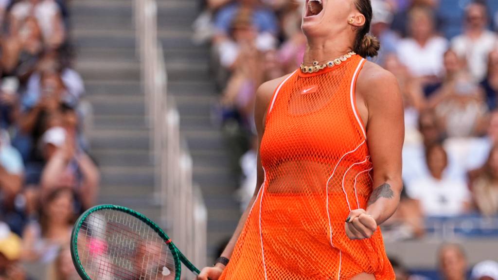 Aryna Sabalenka beweist gegen die Wimbledon-Siegerin Linda Noskova Kampfgeist