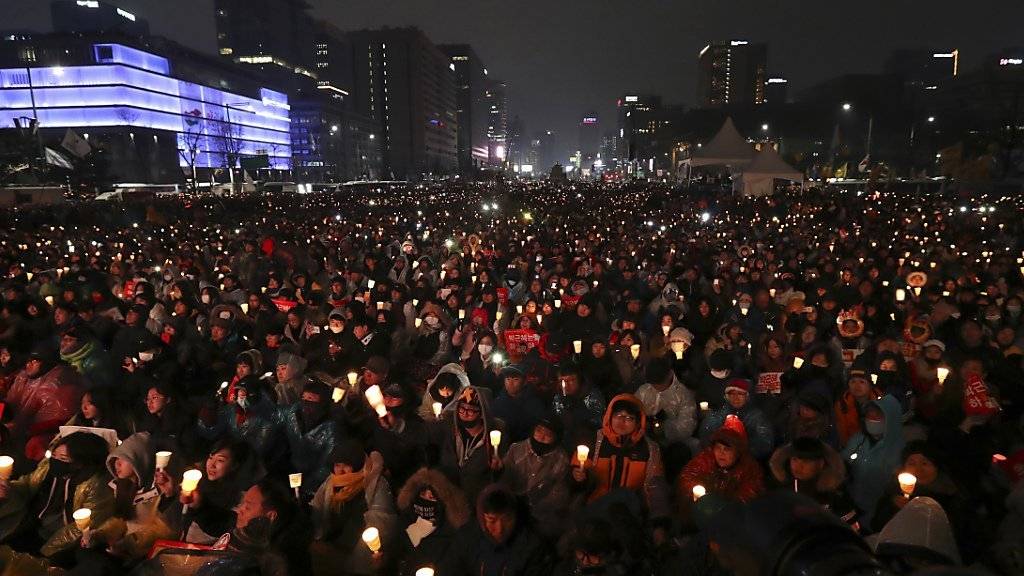 Hunderttausende demonstrieren in Seoul