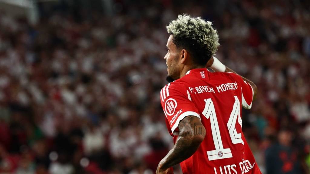 Bayerns Neuzugang Luis Diaz (im Bild) ist das prominenteste neue Aushängeschild der Bundesliga - der Ex-Leverkusener Florian Wirtz ging den umgekehrten Weg von Deutschland nach Liverpool