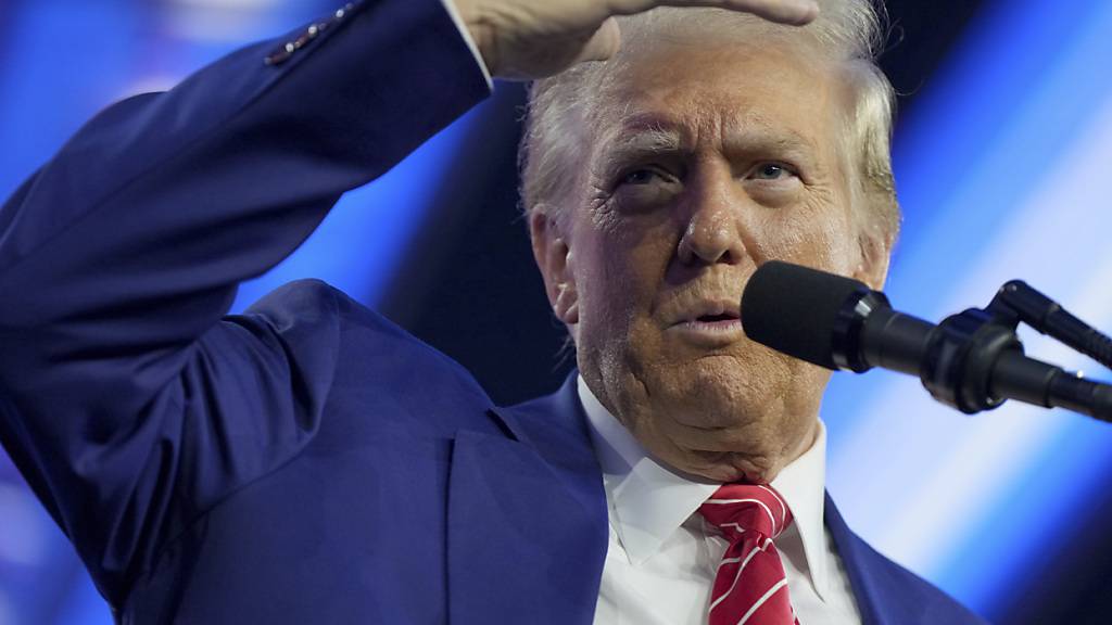 Trump droht damit, den Panama-Kanal zurückzufordern