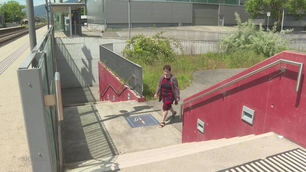Aggressives Paar: Im Zug nach Olten wird eine Frau mit einem Messer bedroht