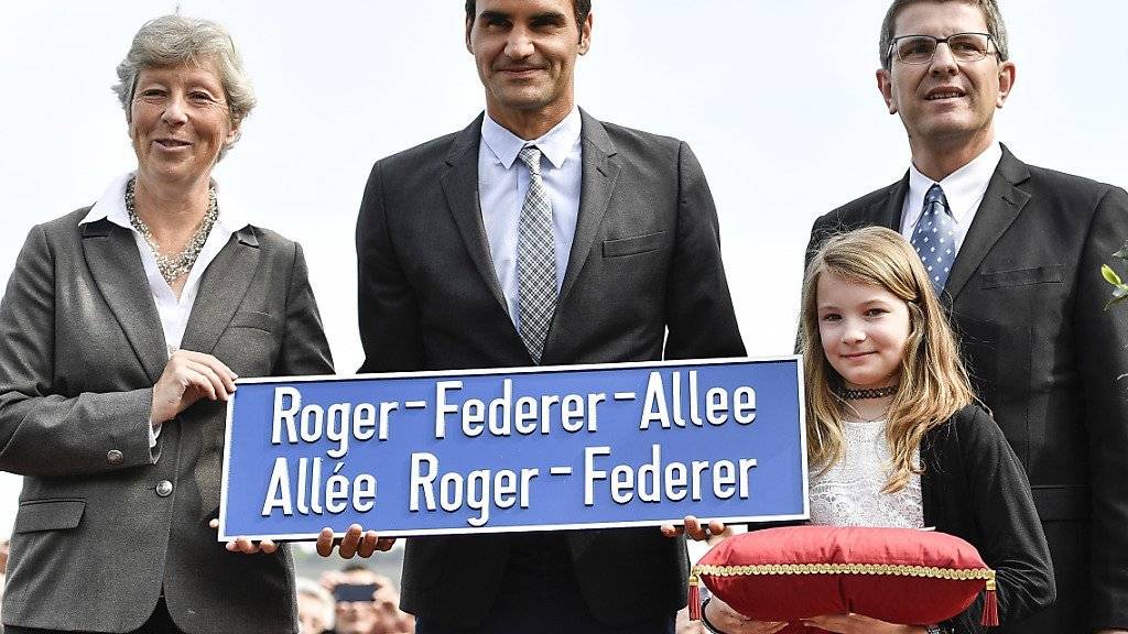 Die Strassenschilder Roger-Federer-Allee sind bereits wieder abmontiert