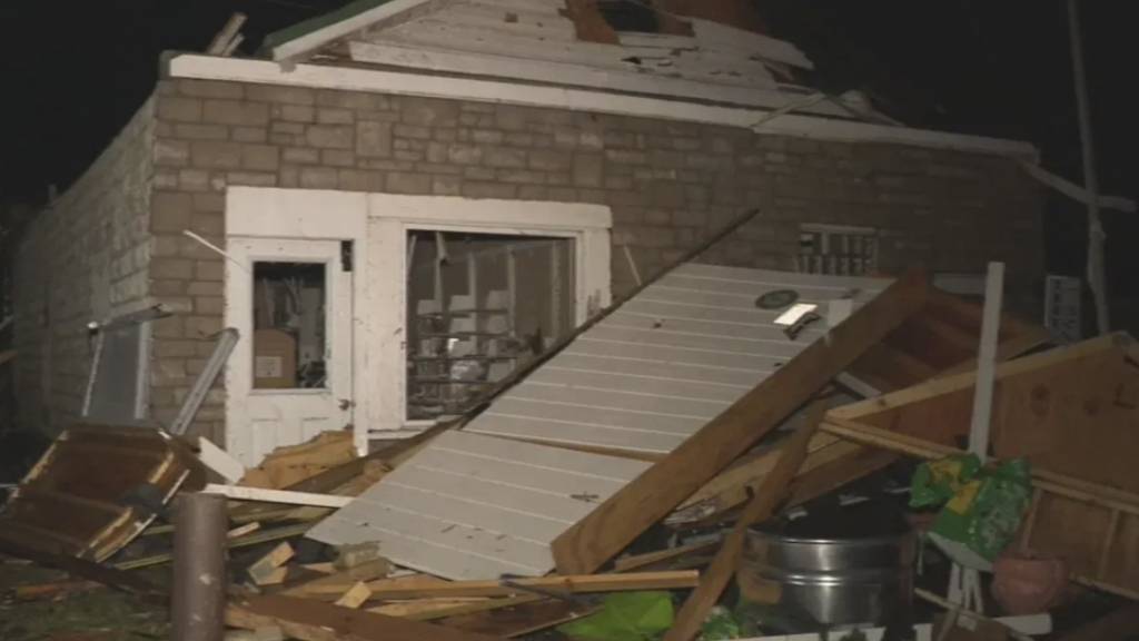 HANDOUT - Der US-Bundesstaat Ohio wurde von einem heftigen Unwetter getroffen. Foto: Uncredited/WSYX via AP/dpa