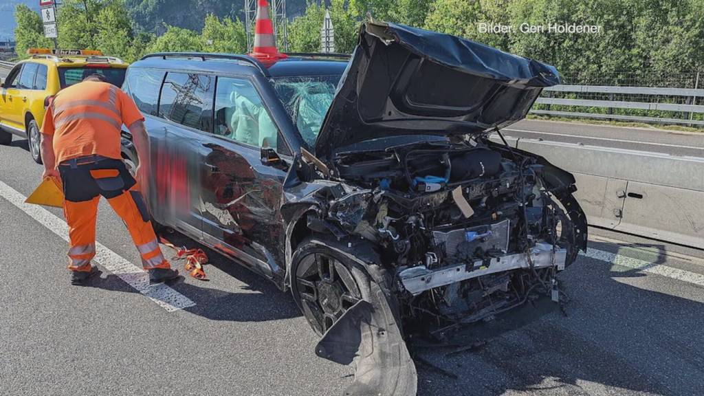 A4 bei Seewen wegen schwerem Unfall drei Stunden gesperrt