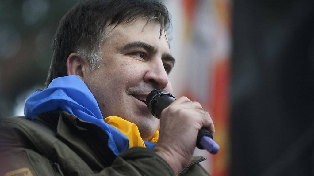 Demonstranten verhinderten seine Festnahme: Dem früherer georgischen Präsidenten und jetzigen Kiewer Oppositionellen Michail Saakaschwili wird die Unterstützung krimineller Kreise vorgeworfen.