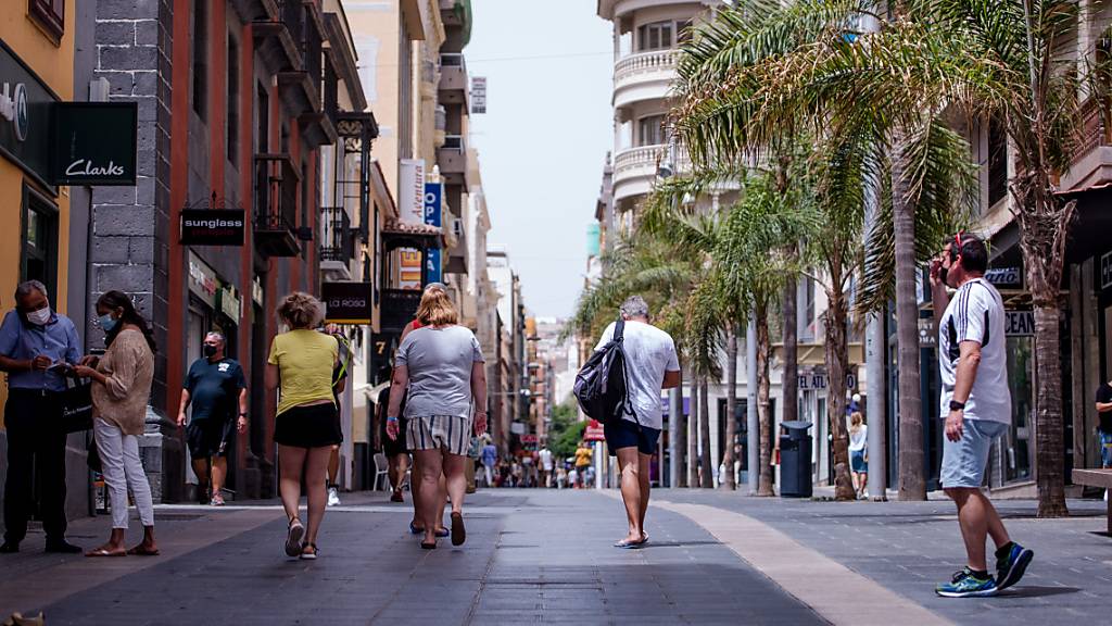 Volle Strassen und Plätze – Spanien freut sich über das Ende der meisten Corona-Restriktionen. (Bild aus Teneriffa)