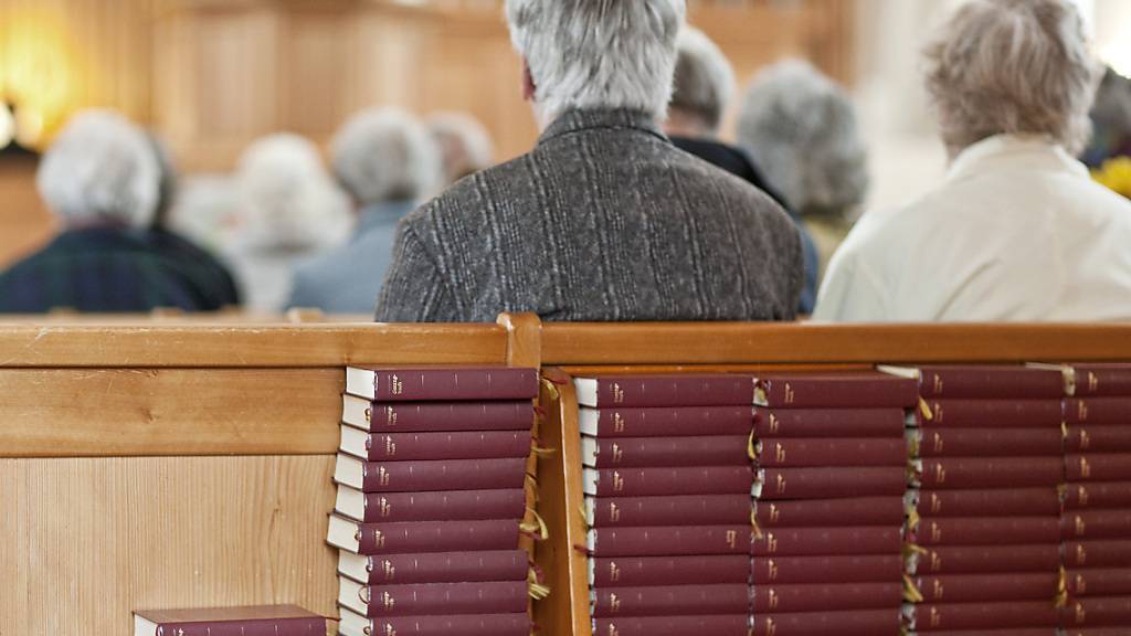 Die evangelisch-reformierte Kirche der Schweiz (EKS) sieht Handlungsbedarf und will ihre Fälle von sexualisierter Gewalt aufarbeiten. (Symbolbild)