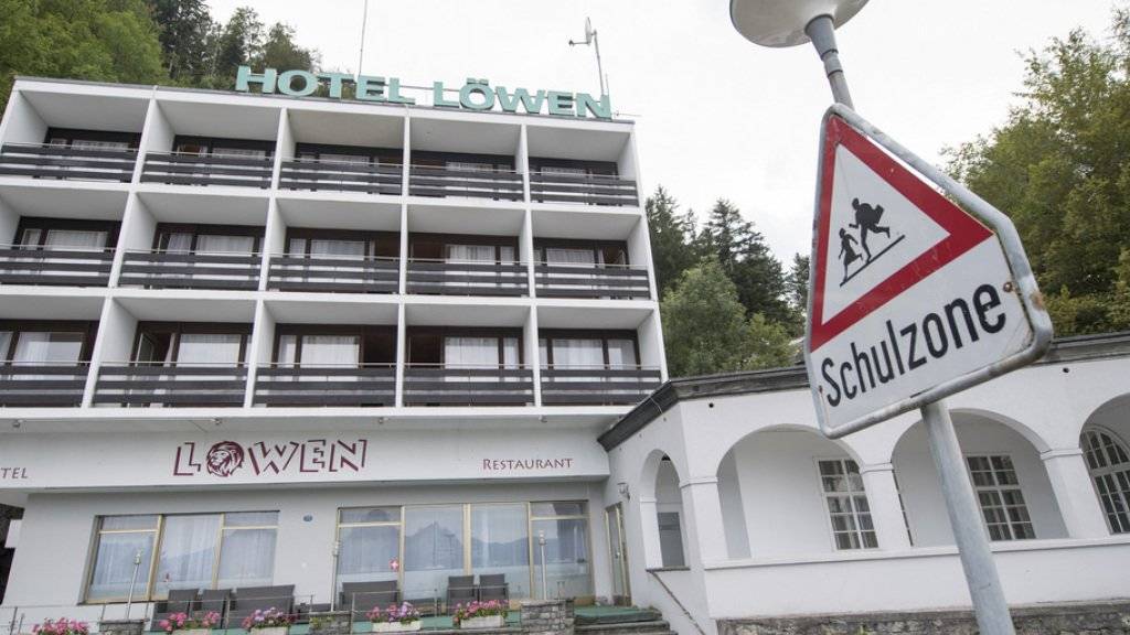 In Seelisberg UR ist die Unterbringung von Asylsuchenden im Hotel Löwen vom Tisch. (Archivbild)