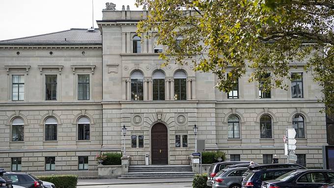 Zuger Regierungsrat – Geht das gemeinsame Essen auf den Nacken des Kantons?