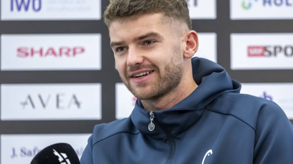 Kym gelingt an den Swiss Indoors ein Exploit | Radio Central