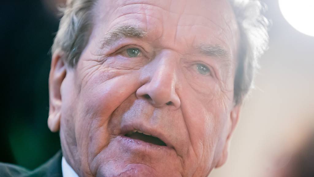 Sichert sich noch ein Jöbchen in Russland: der deutsche Alt-Kanzler Gerhard Schröder.