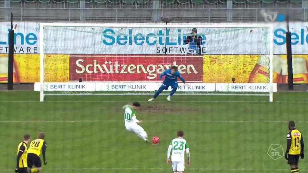 Der FC St. Gallen spielt gegen  YB 2:2 unentschieden