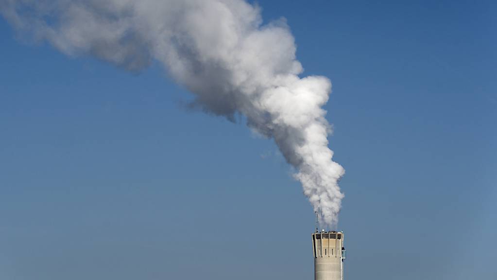 Dank neuen Technologien zur Abscheidung und dauerhaften Speicherung von CO2 sollen die Emissionen der Kehrichtverbrennungsanlagen sogar negativ werden. (Archivbild)