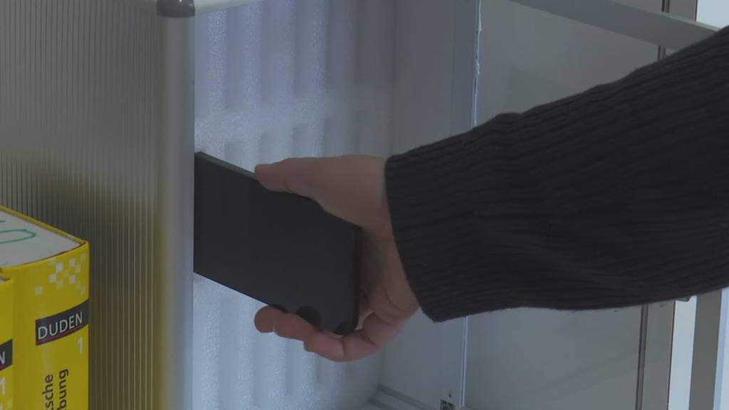 Bald stricktes Handyverbot an Stadtluzerner Schulen?