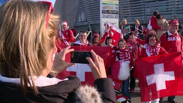 Federer  Fans am Davis Cup