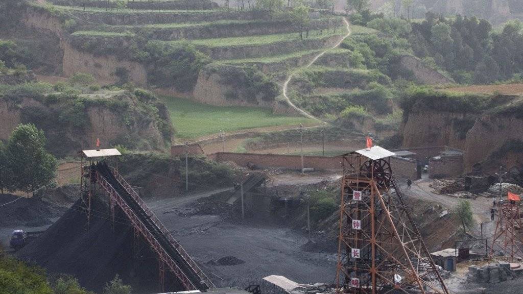 China schliesst wegen Überkapazitäten 2016 mehr als 1000 Kohle-Bergwerke. (Archiv)