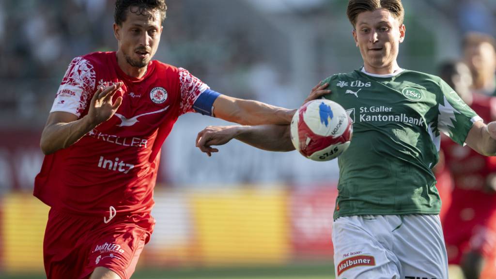 Remo Arnold (links) fehlt dem FC Winterthur in den ersten Spielen unter Trainer-Rückkehrer Patrick Rahmen