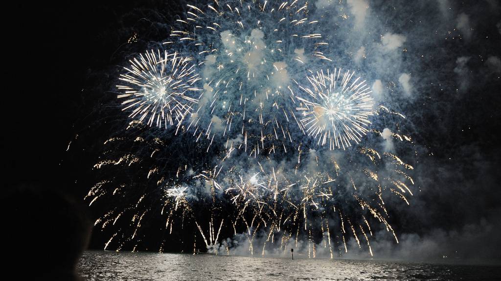 Das Feuerwerk auf dem Bodensee kann – Stand 16 Uhr – wie geplant stattfinden. (Archivbild)
