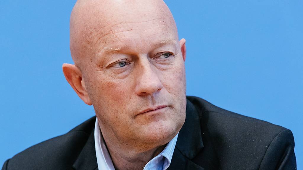 Völlig unerwartete Wahl: FDP-Politiker Thomas Kemmerich ist in Thüringen zum  Ministerpräsidenten gewählt worden.