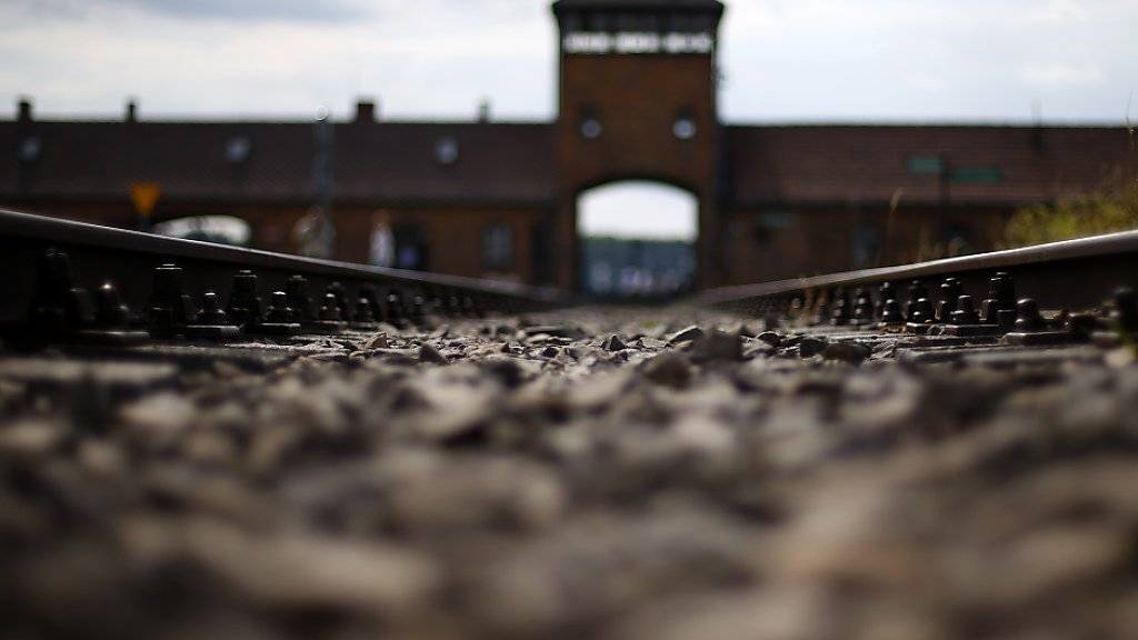 Im ehemaligen Konzentrationslager Auschwitz-Birkenau in Polen kamen während der Herrschaft der Nazis während des Zweiten Weltkriegs über eine Million Menschen um.