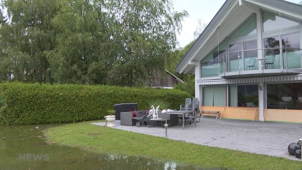 Garten überschwemmt: Hochwassersituation am Bielersee verschärft sich