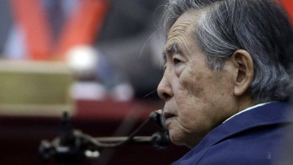 Ex-Präsident Alberto Fujimori war wegen schwerer Menschenrechtsverletzungen zu einer Haftstrafe von 25 Jahren verurteilt worden. (Archivbild)