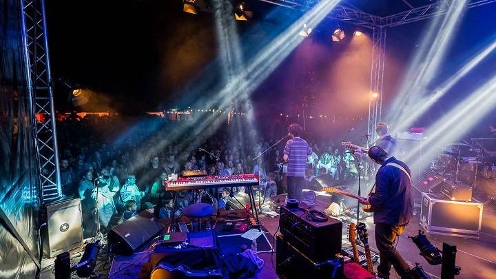 Das Weihern Openair findet dieses Jahr in der Grabenhalle statt.