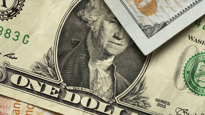 Hängepartie bei US-Präsidentenwahl treibt Dollar