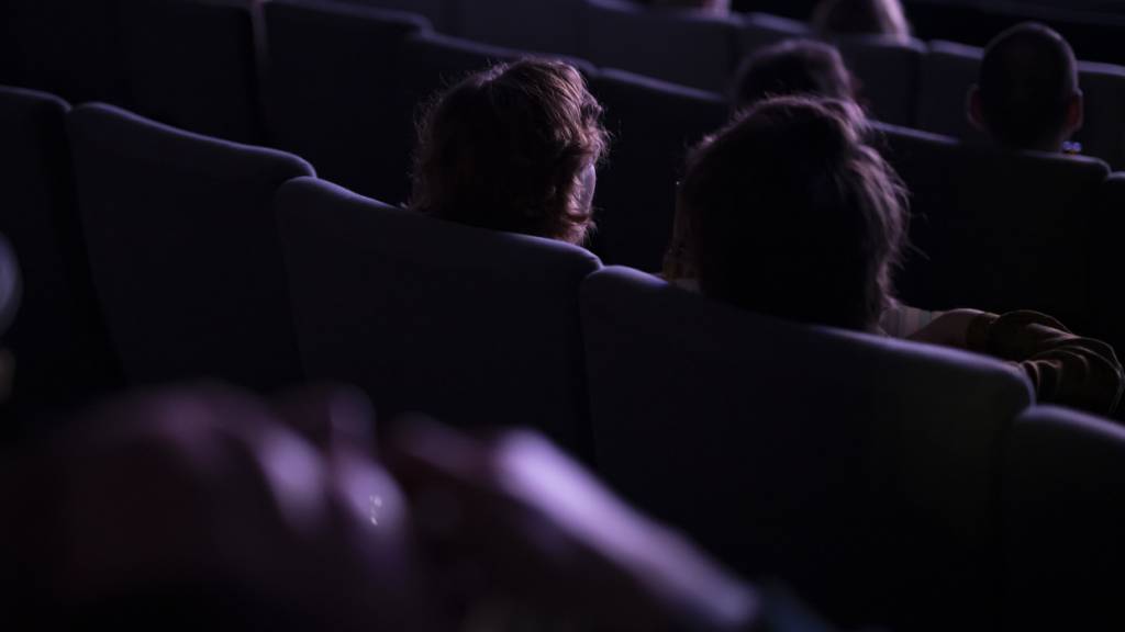 Erste provisorische Zahlen für das erste Halbjahr 2026 zeigen, dass die Schweizer Kinos mehr Filmliebhaberinnen und -liebhaber locken konnten, als im gleichen Zeitraum des Vorjahres. (Archivbild)