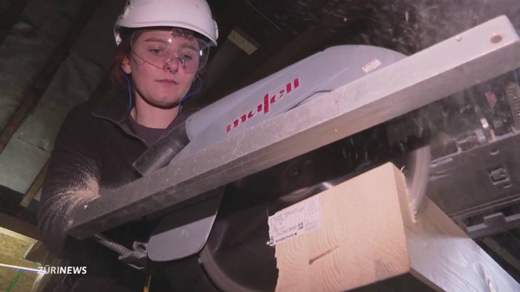 Zimmerin Lara Margiotta bricht mit Klischees auf der Baustelle