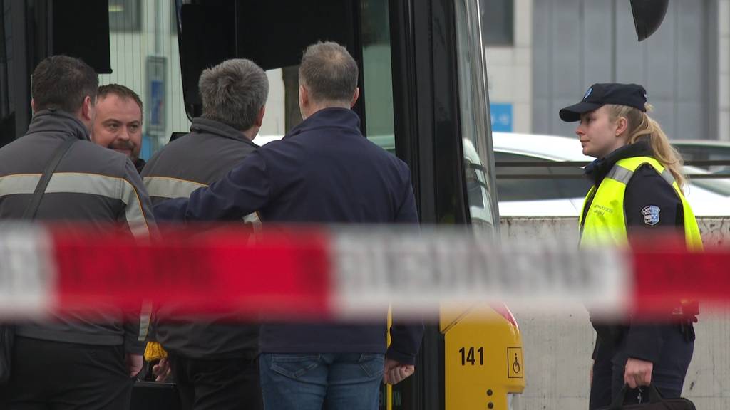 Fussgängerin (54) am Bahnhof Brugg von Postauto überrollt