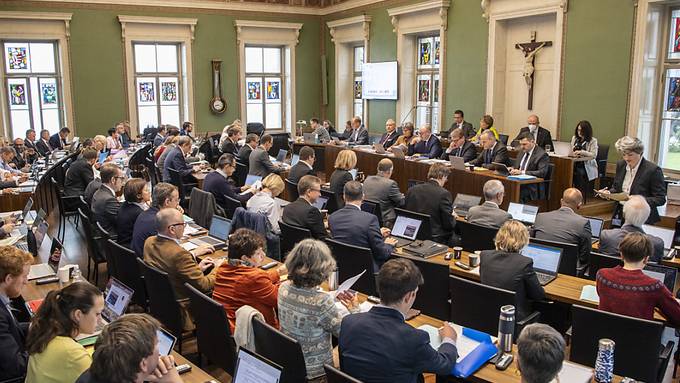 Parlament verbessert Anstellungsbedingungen für Kantonsangestellte