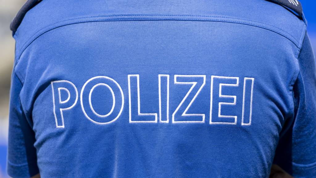 Die Luzerner Polizei stoppte am Samstagabend einen flüchtenden Töfffahrer. (Symbolbild)
