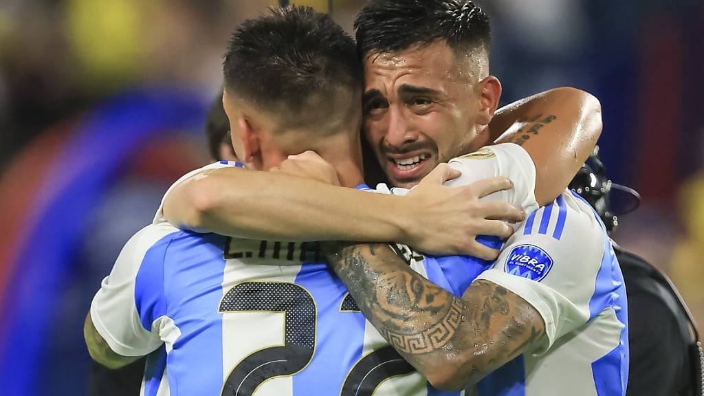 Messi jubelt trotz Knöchelverletzung: Argentinien gewinnt Copa America