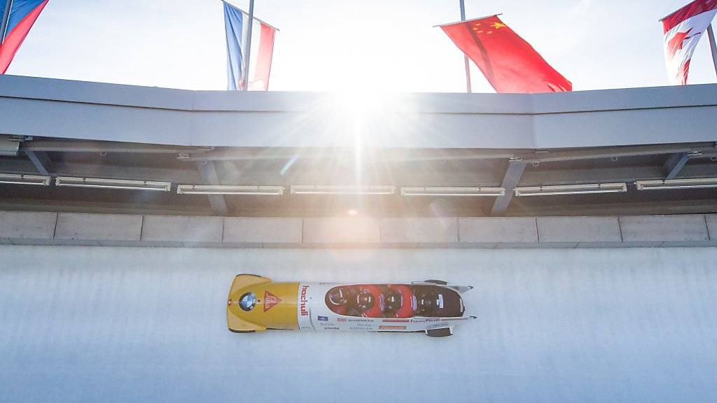 Glänzt am Schluss doch noch eine Schweizer WM-Medaille: Rico Peters Viererbob in der Echokurve auf der Bobbahn in Königssee