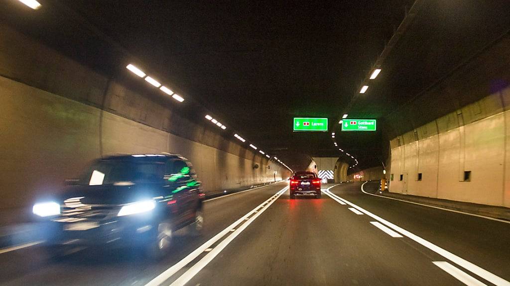 Der Loppertunnel auf der A8 ist derzeit aufgrund eines Unfalls gesperrt. (Archivaufnahme)