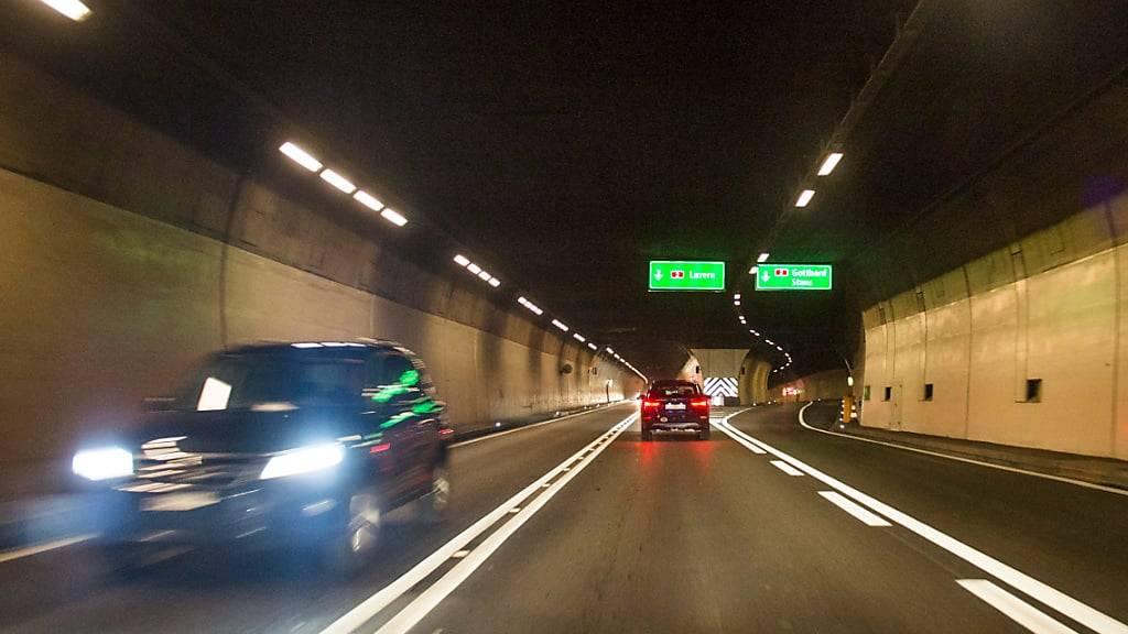 Der Loppertunnel auf der A8 ist derzeit aufgrund eines Unfalls gesperrt. (Archivaufnahme)
