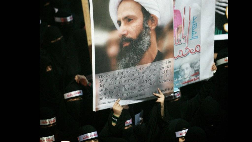 Demonstranten mit einem Bild des im Oktober  zum Tode verurteilten schiitischen Geistlichen Sheik Nimr-al-Nimr.
(Archiv 2012)