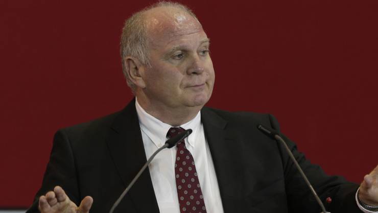 Uli Hoeness Wird Wohl Bald Wieder Bayern Prasident Fussball