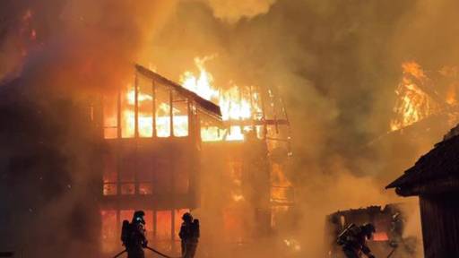 Grossbrand von drei Gebäuden in Langnau BE: keine Verletzten