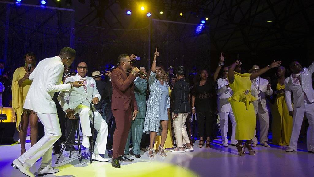 Ein gemeinsames Konzert zahlreicher Musiker bildete den Auftakt in die Feierlichkeiten zu Ehren von Aretha Franklin in Detroit.