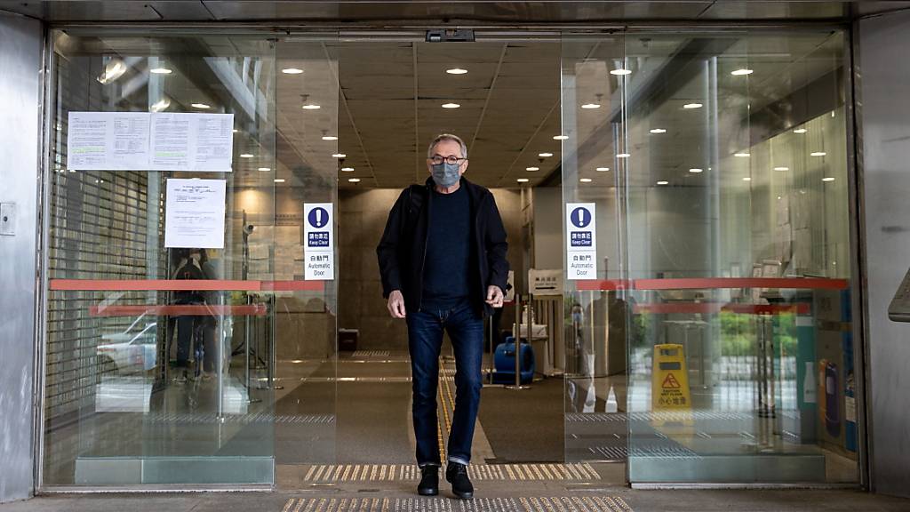 Der Schweizer Fotograf Marc Progin musste am Mittwoch in Hongkong vor Gericht erscheinen: Dem 74-Jährigen wird öffentliche Unruhestiftung und Mithilfe bei einem Angriff auf einen chinesischen Bürger vorgeworfen.