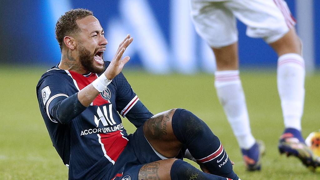 Neymar verletzte sich am letzten Sonntag bei der PSG-Niederlage gegen Lyon am Knöchel.