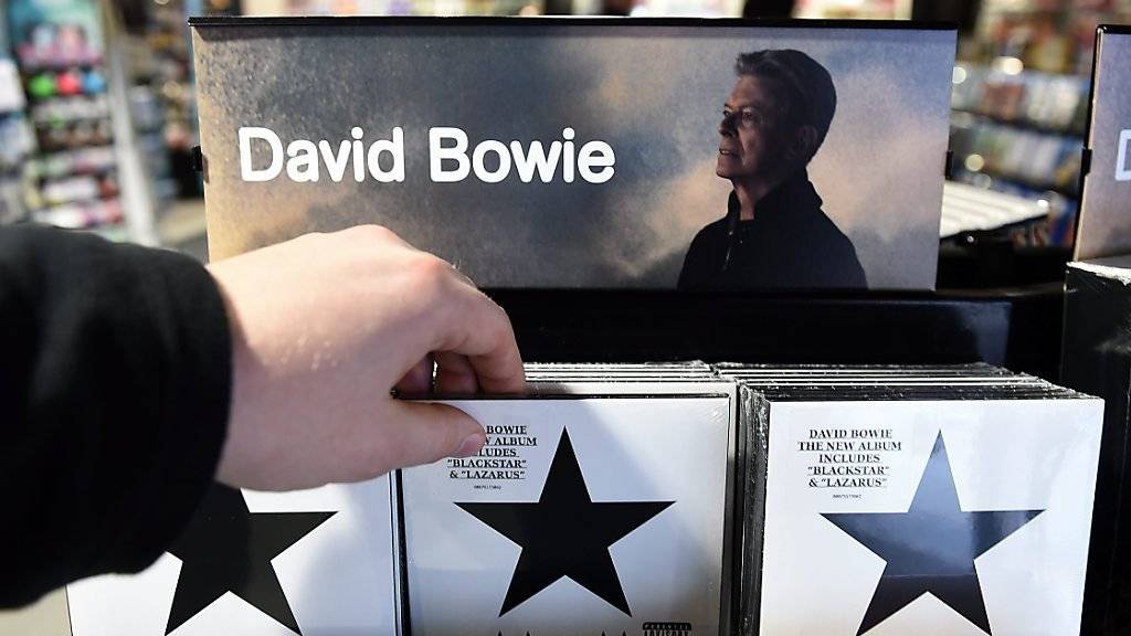 Sonderausgaben von David Bowies letztem Album «Blackstar» werden für bis das Zehnfache des Listenpreises gehandelt.