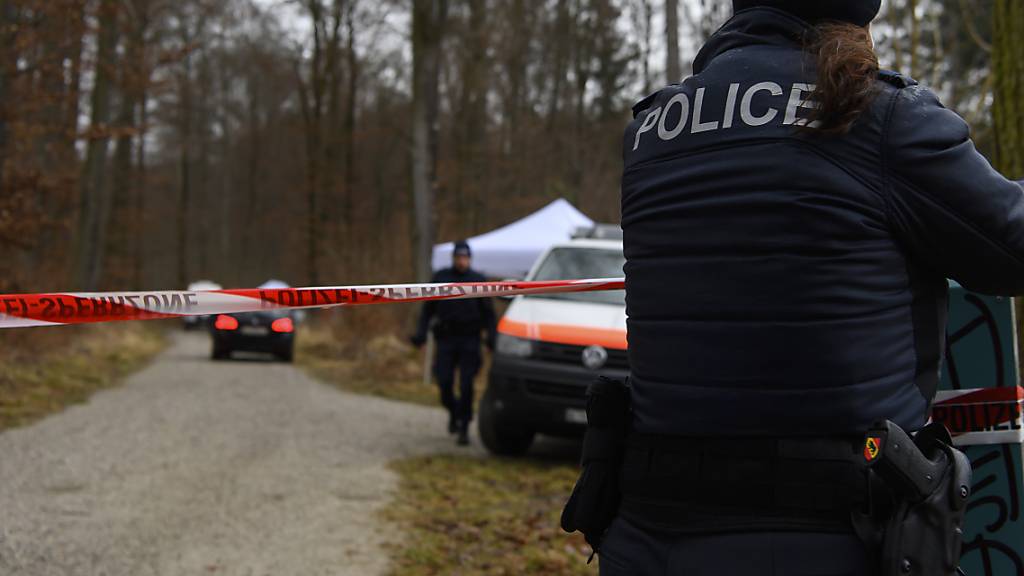 Grosses Polizeiaufgebot im Februar 2022 beim Fundort im Könizbergwald.